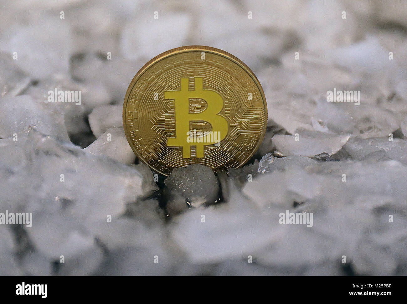 Bitcoin frozen - profits gone cold picture by Gavin Rodgers/ Pixel8000 ...