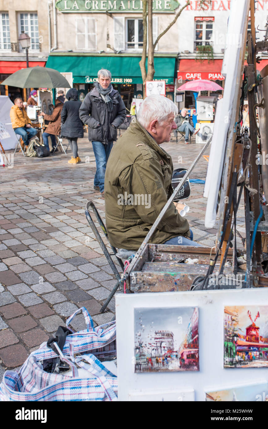 Artists and their easels in Montmartre, Paris, France Stock Photo Alamy