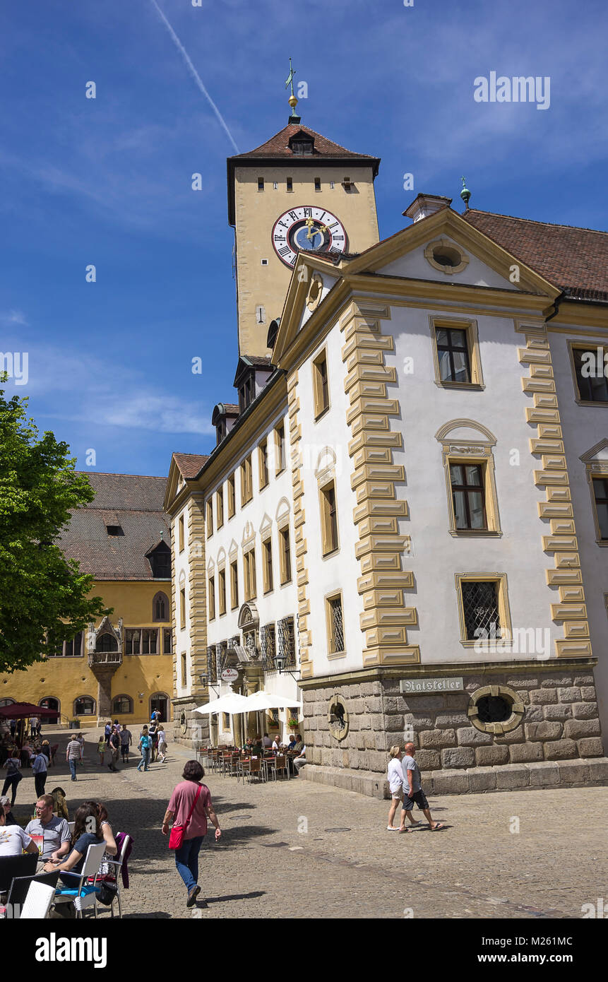 The historical Ratskeller (cellar of the town hall) and tower of the Old Town Hall in Regensburg, Bavaria, Germany. Stock Photo