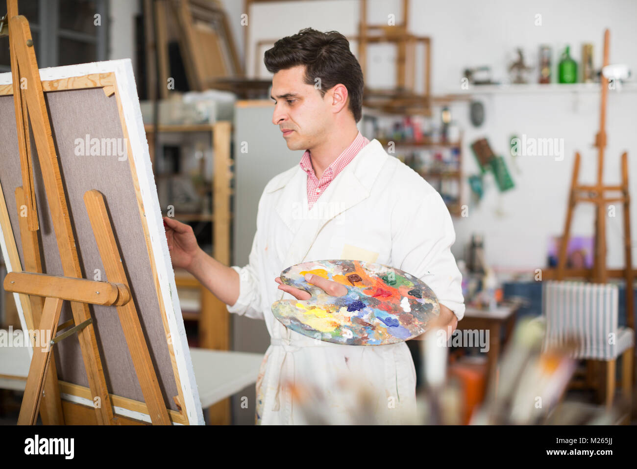 Artist with palette discount