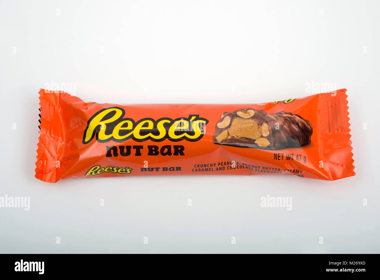 Reese's pieces hi-res stock photography and images - Alamy