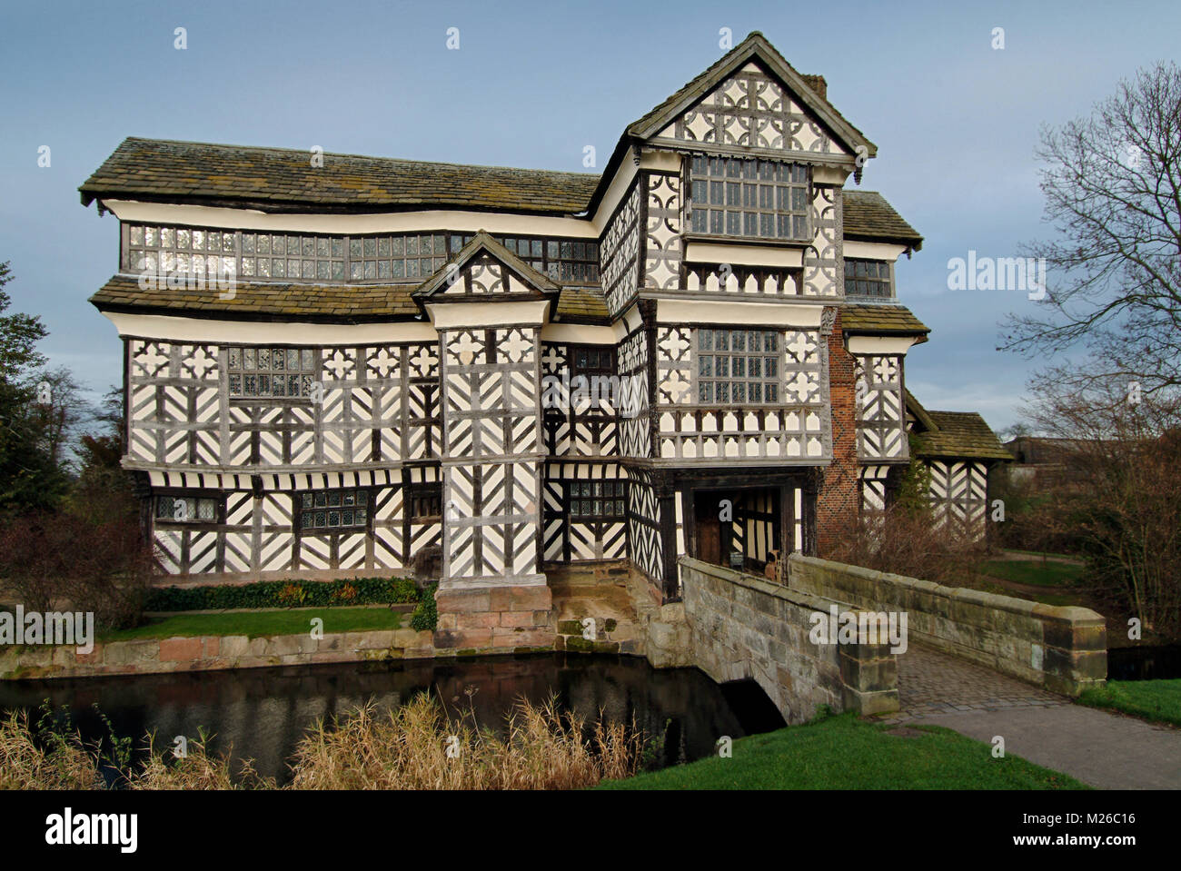 Little Moreton Hall (Old Moreton Hall), a !6th.century Tudor manor house at Congleton, Cheshire, UK Stock Photo