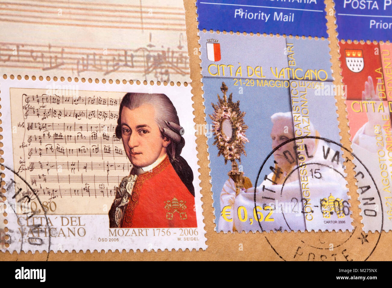 Stamps from the Vatican on a letter, Stamped, Vatican, Italy, Europe, Gestempelte Briefmarken aus dem Vatikan, Mozart und Papst Benedikt XVI. ( bürger Stock Photo