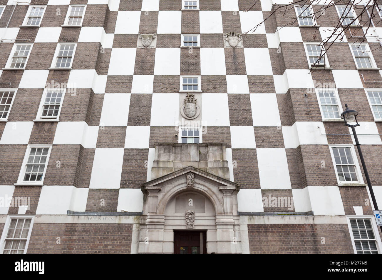 Social housing designed by Edwin Lutyens in Westminster Stock Photo - Alamy