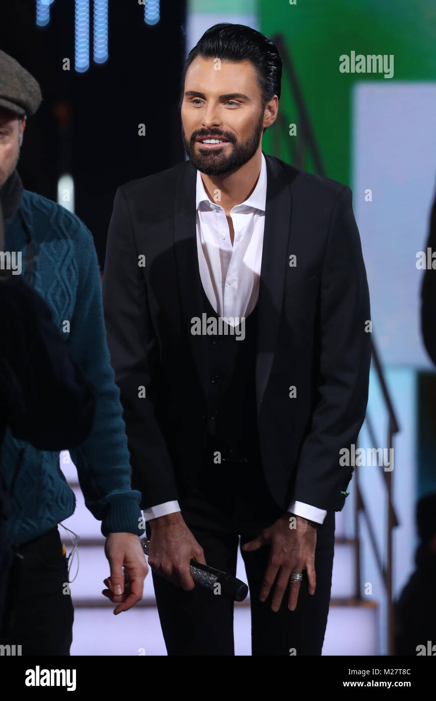 celebrity-big-brother-launch-arrivals-featuring-rylan-clark-neal