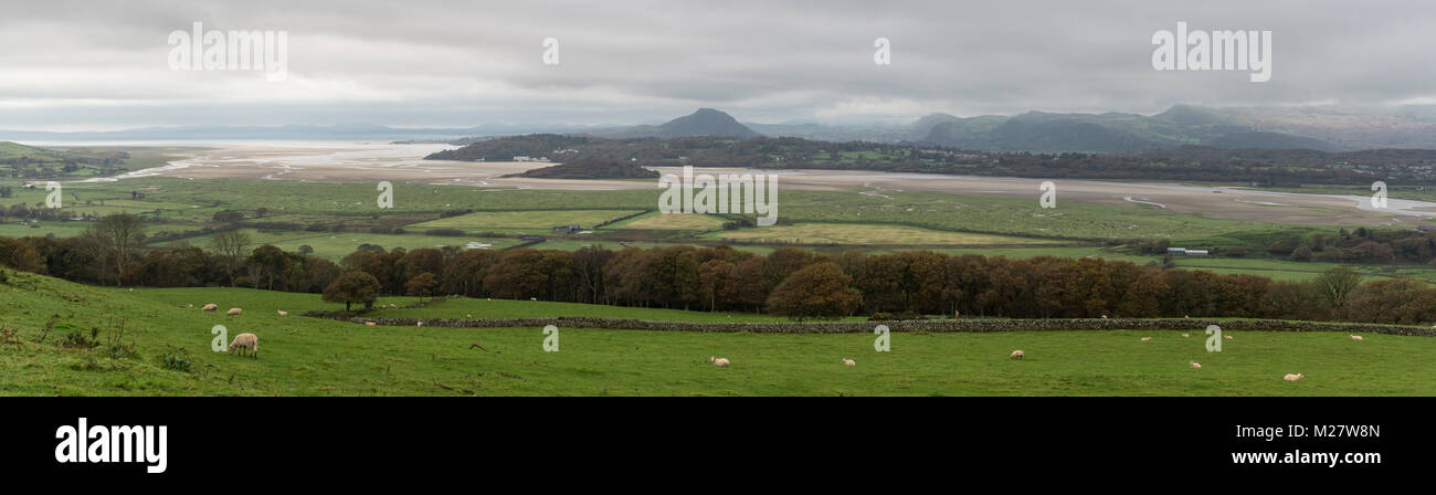Autumn morning overlooking the Dwyryd estuary near Harlech in North Wales. Stock Photo