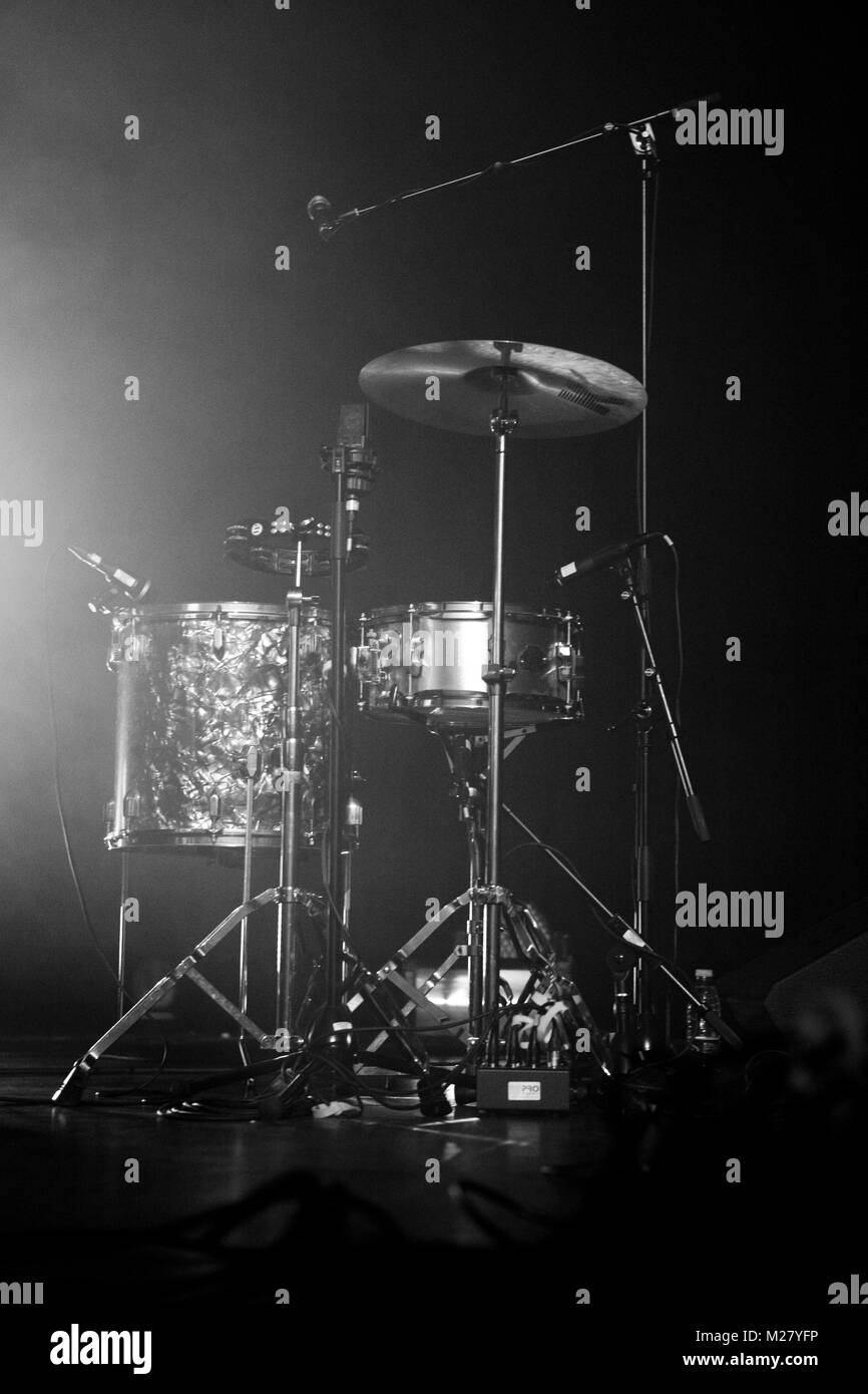 Simple drum kit set up consisting of snare drum, floor tom and cymbal