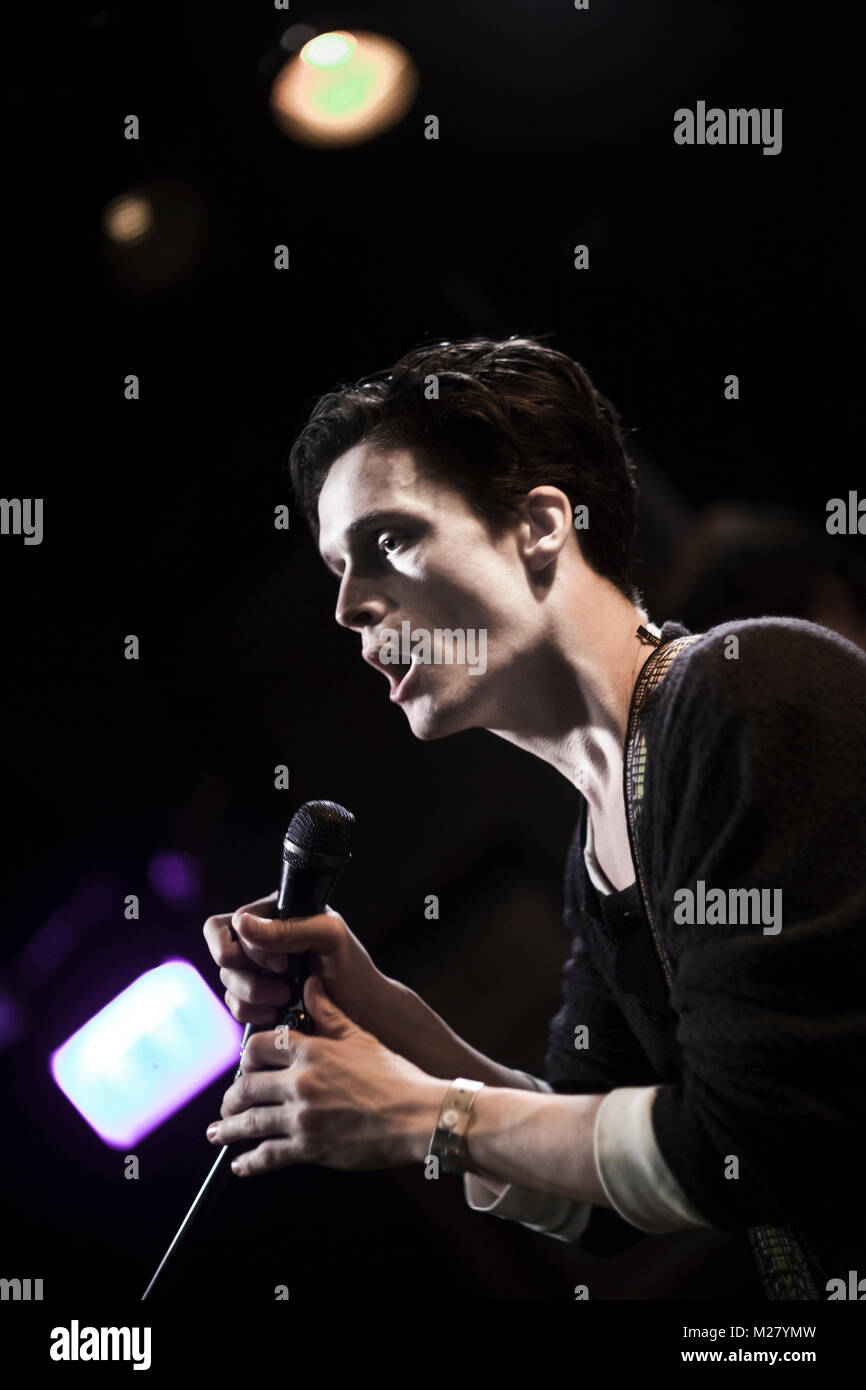 The Swedish singer, songwriter and musician Jonathan Johansson performs