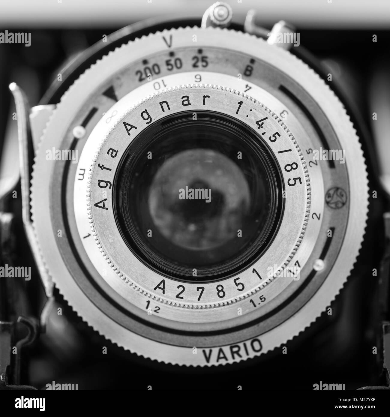 Close up of Agnar Lens of Agfa Isolette 1 compact horizontalfolding