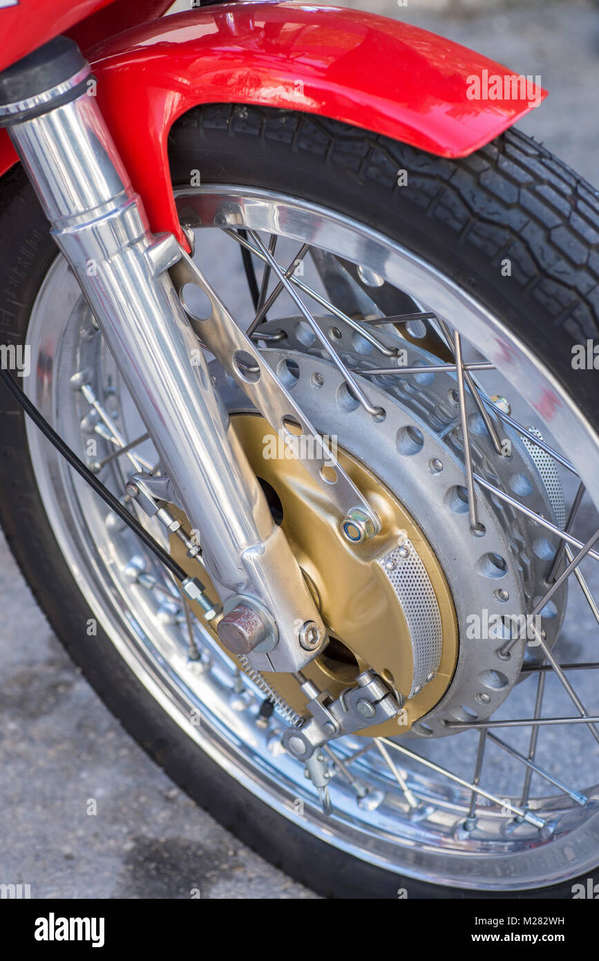 Drum brake with air intake for cooling on a vingage sports motorcycle