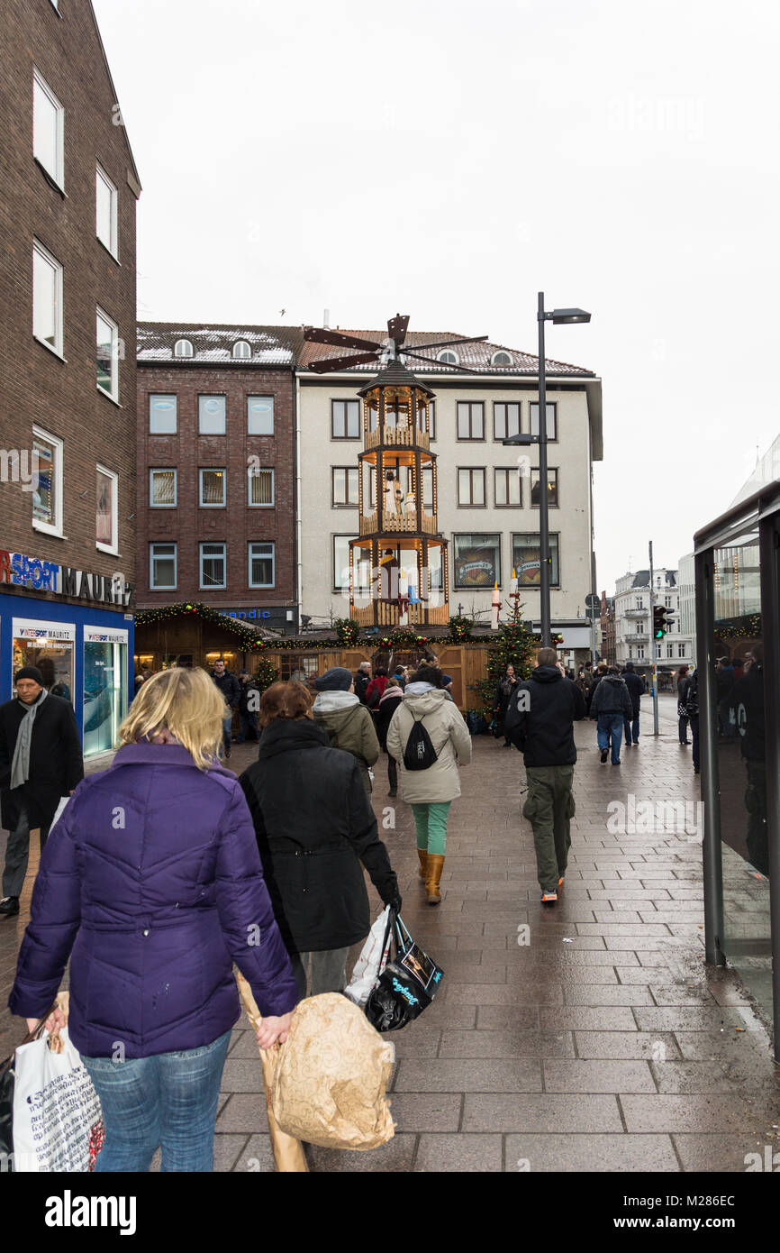 Christmas Market at Luebeck Stock Photo Alamy