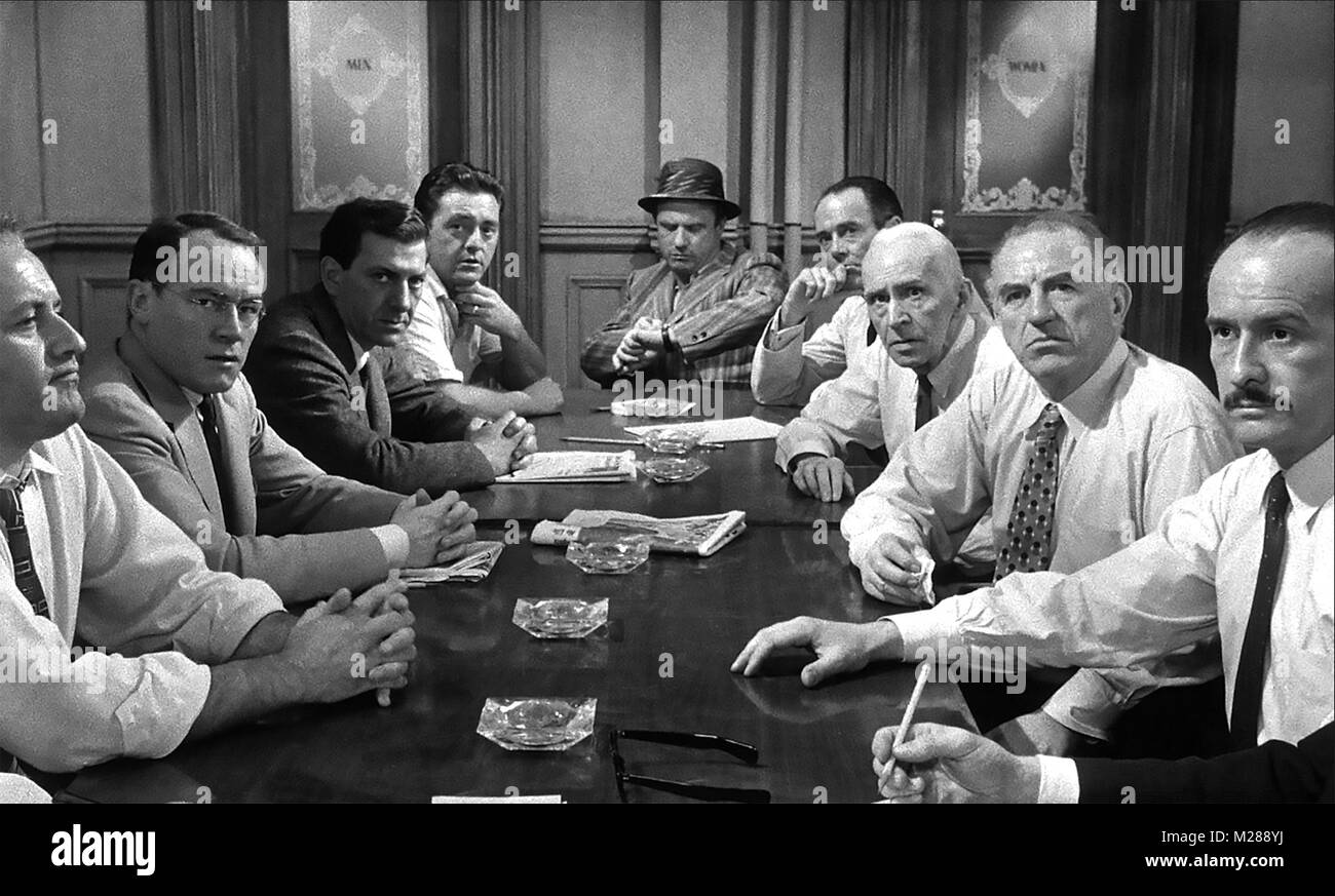 12 ANGRY MEN 1957 Orion-Nova Productions film with Henry Fonda fourth from right Stock Photo