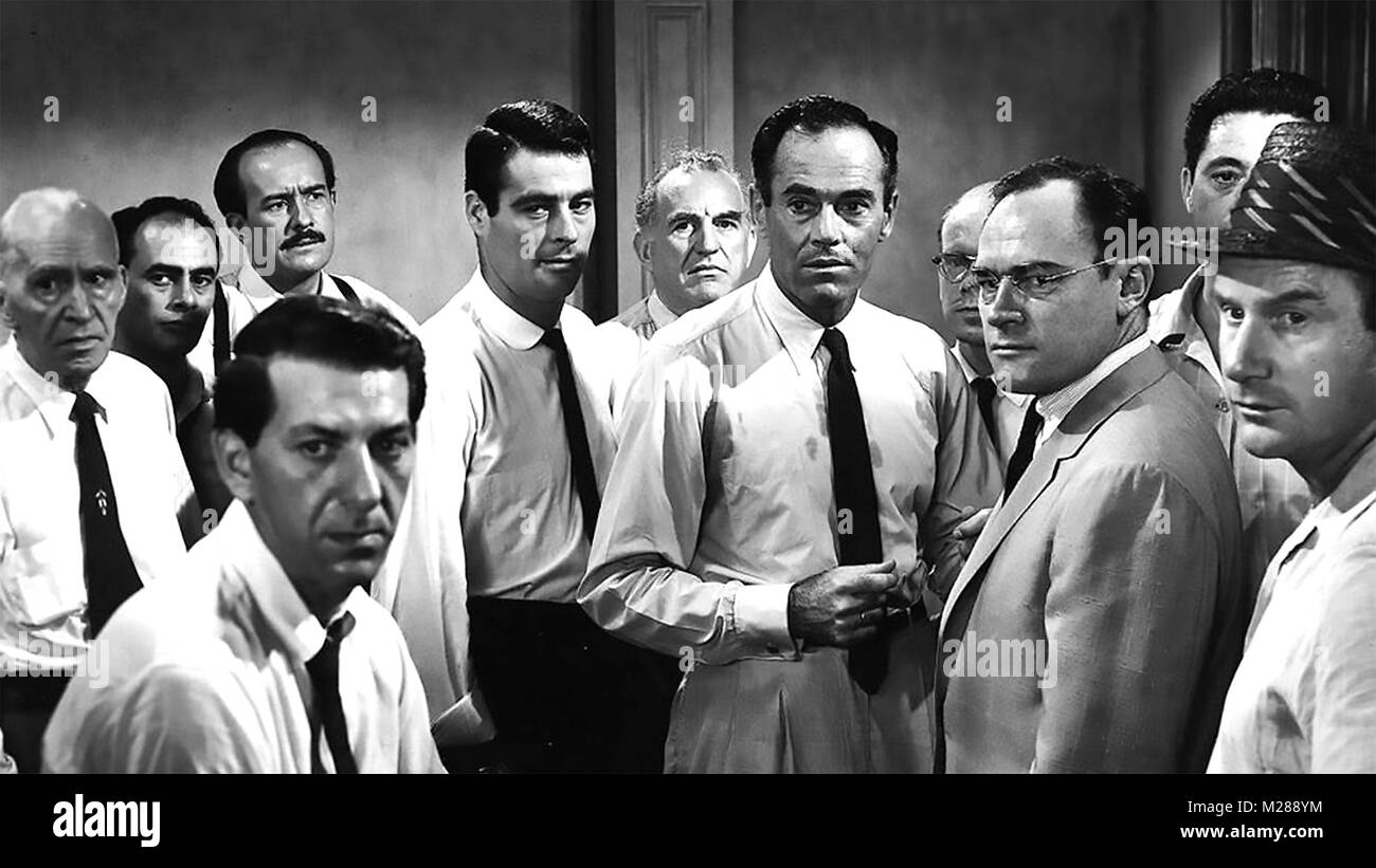 12 ANGRY MEN 1957 Orion-Nova Productions film with Henry Fonda fourth from right Stock Photo