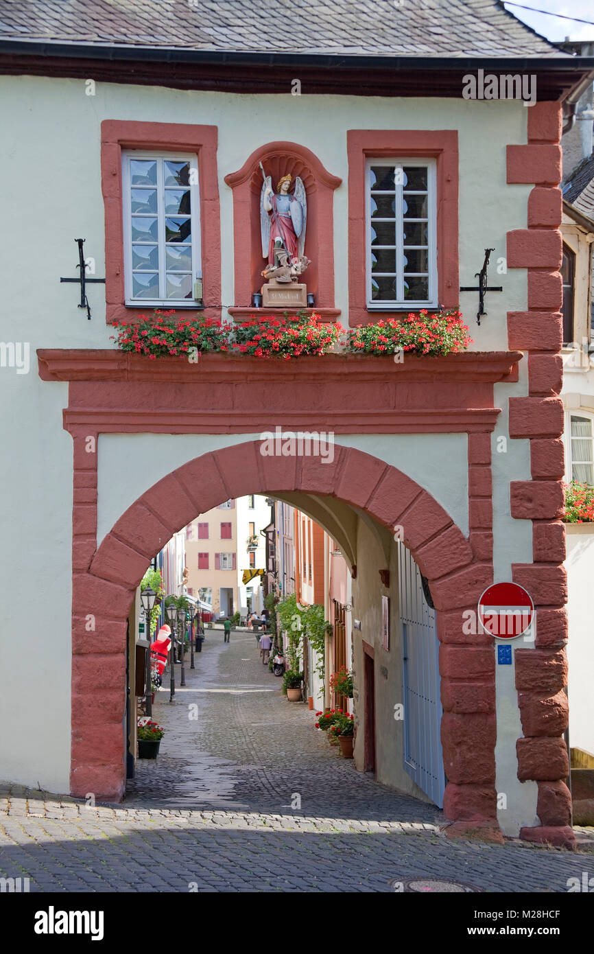 Graacher town gate at old town of Bernkastel-Kues, Moselle river, Rhineland-Palatinate, Germany, Europe Stock Photo