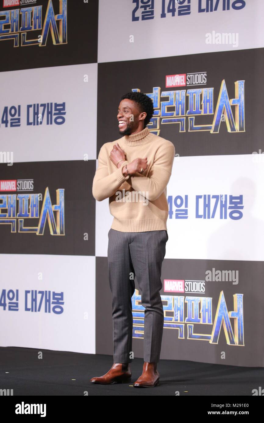 Michael b jordan black panther hi-res stock photography and images - Alamy