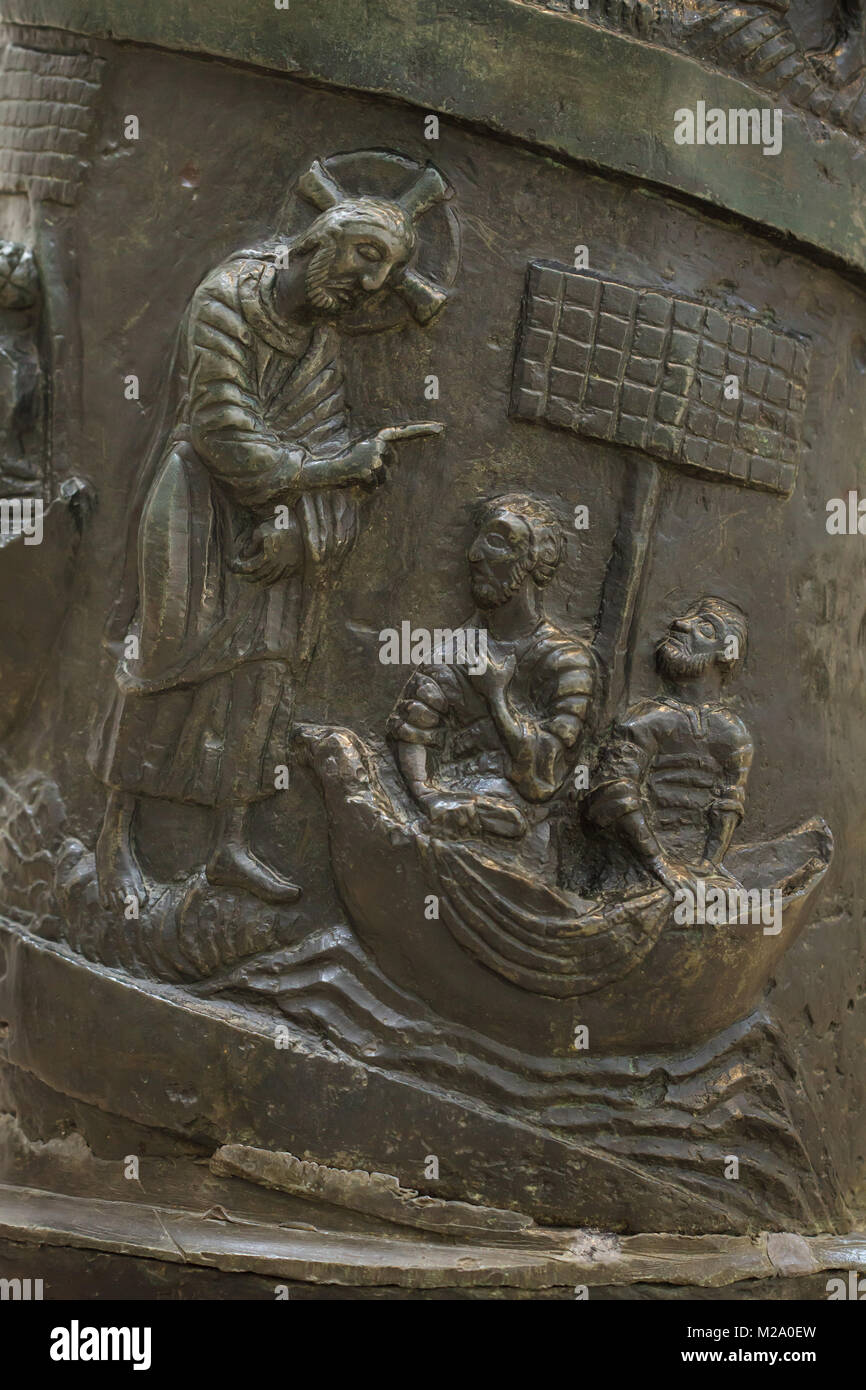 The Calling of Saints Peter and Andrew. Romanesque bronze relief on the Bernward Column (Bernwardssäule), also known as the Christ Column (Christussäule) in the Hildesheim Cathedral (Hildesheimer Dom) in Hildesheim in Lower Saxony, Germany. Stock Photo