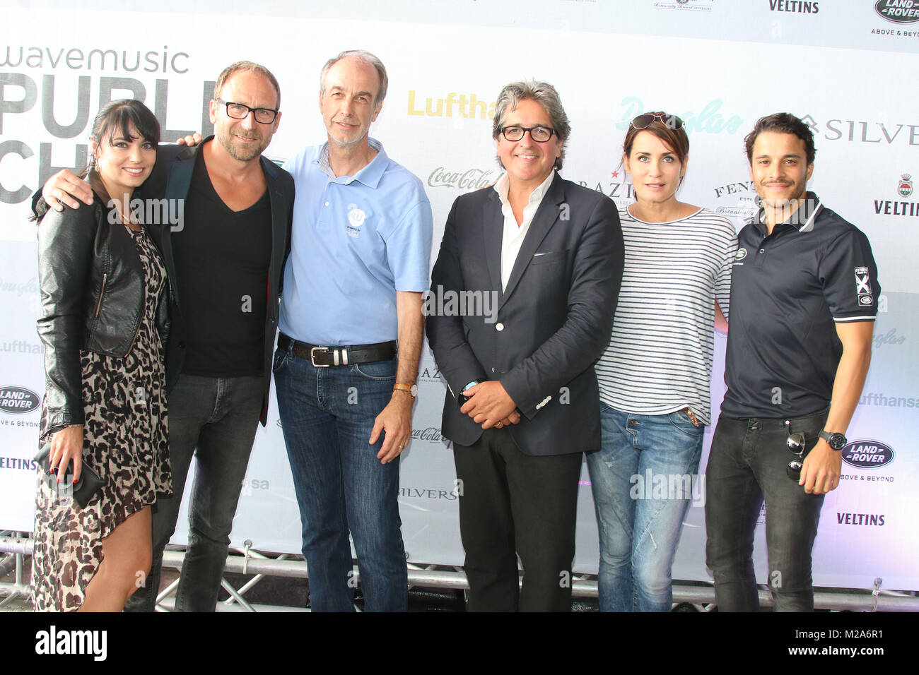 Frank Ramond, Christian Uhrig,Michael von Droff, Anja Kling, ,  Kostja Ullmann, Landrover Public Chill, Hafencity Hamburg, 25.07.2015 Stock Photo