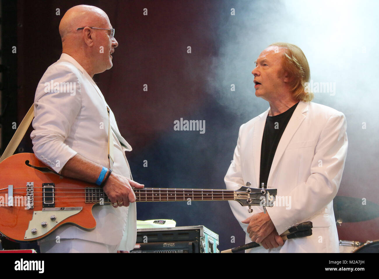 The Rubettes Feat Alan Williams Ndr Sommertour 15 Auftakt Barmbek Bert Kaempfert Platz Hamburg 01 08 15 Stock Photo Alamy