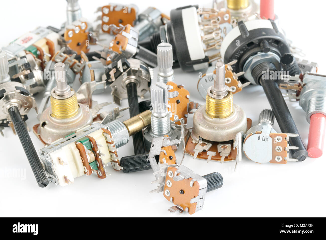 Radio assembler hi-res stock photography and images - Alamy