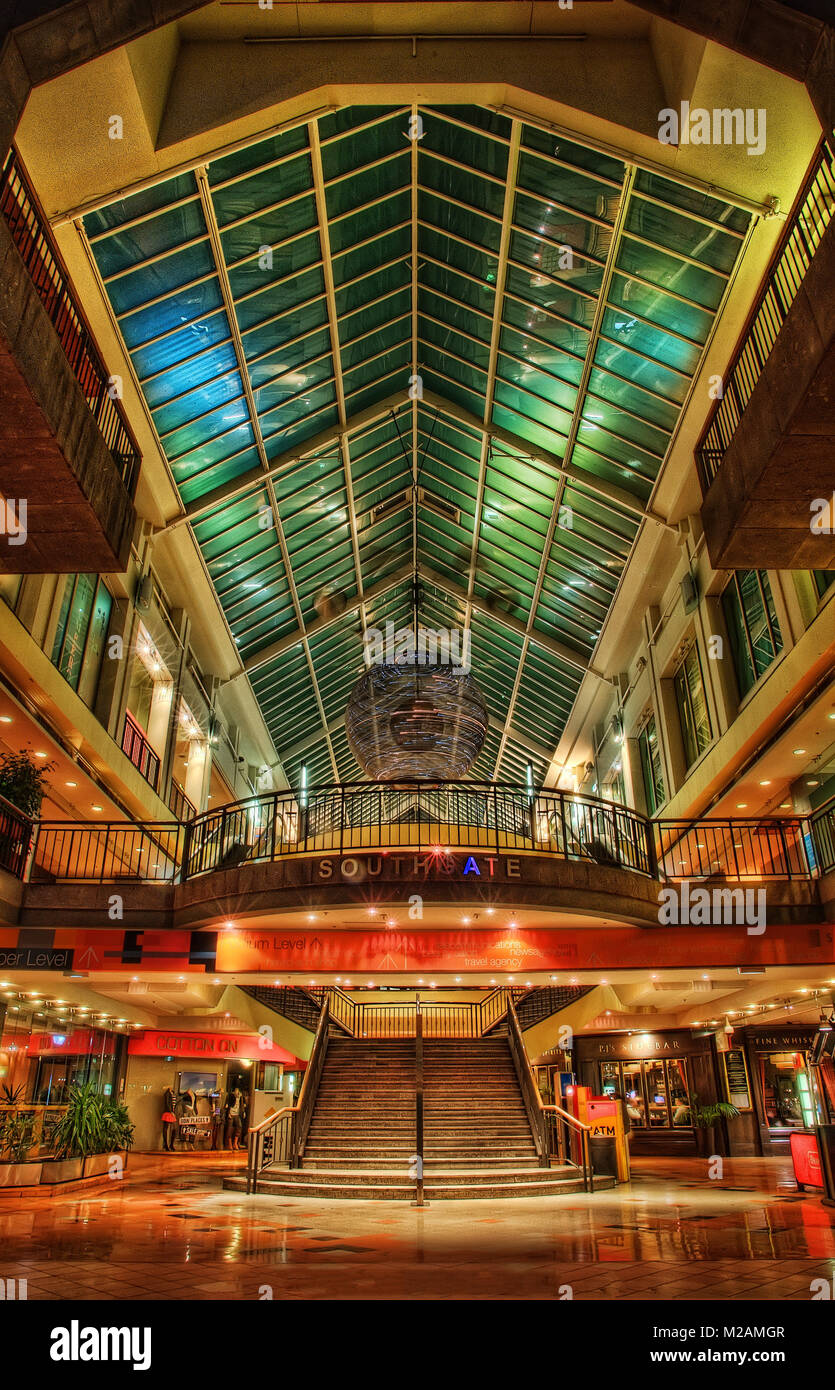 Interior melbourne central shopping mall hires stock photography and