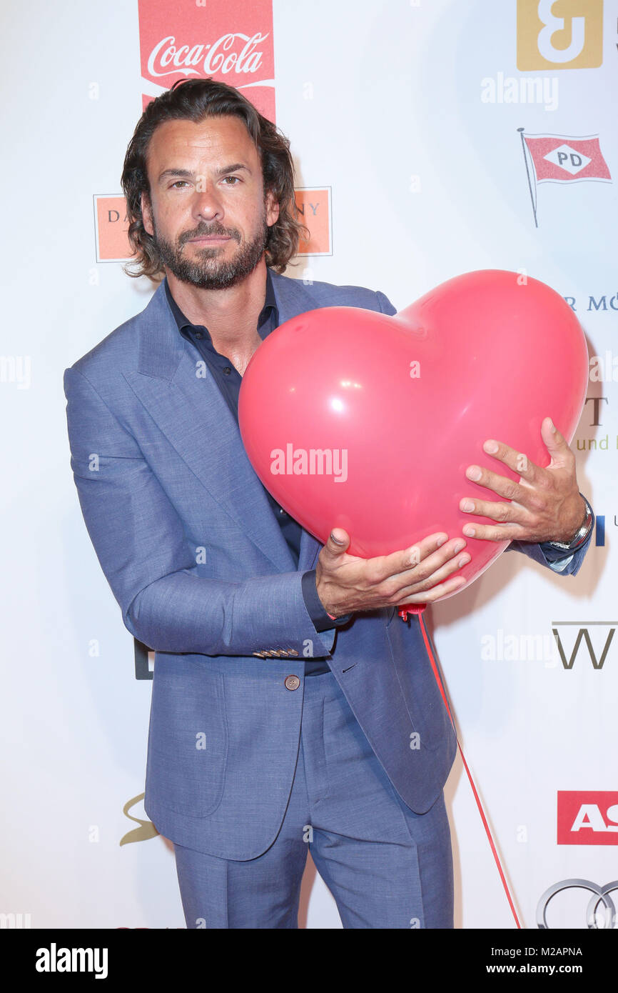 Das Kleine Haus High Resolution Stock Photography And Images Alamy