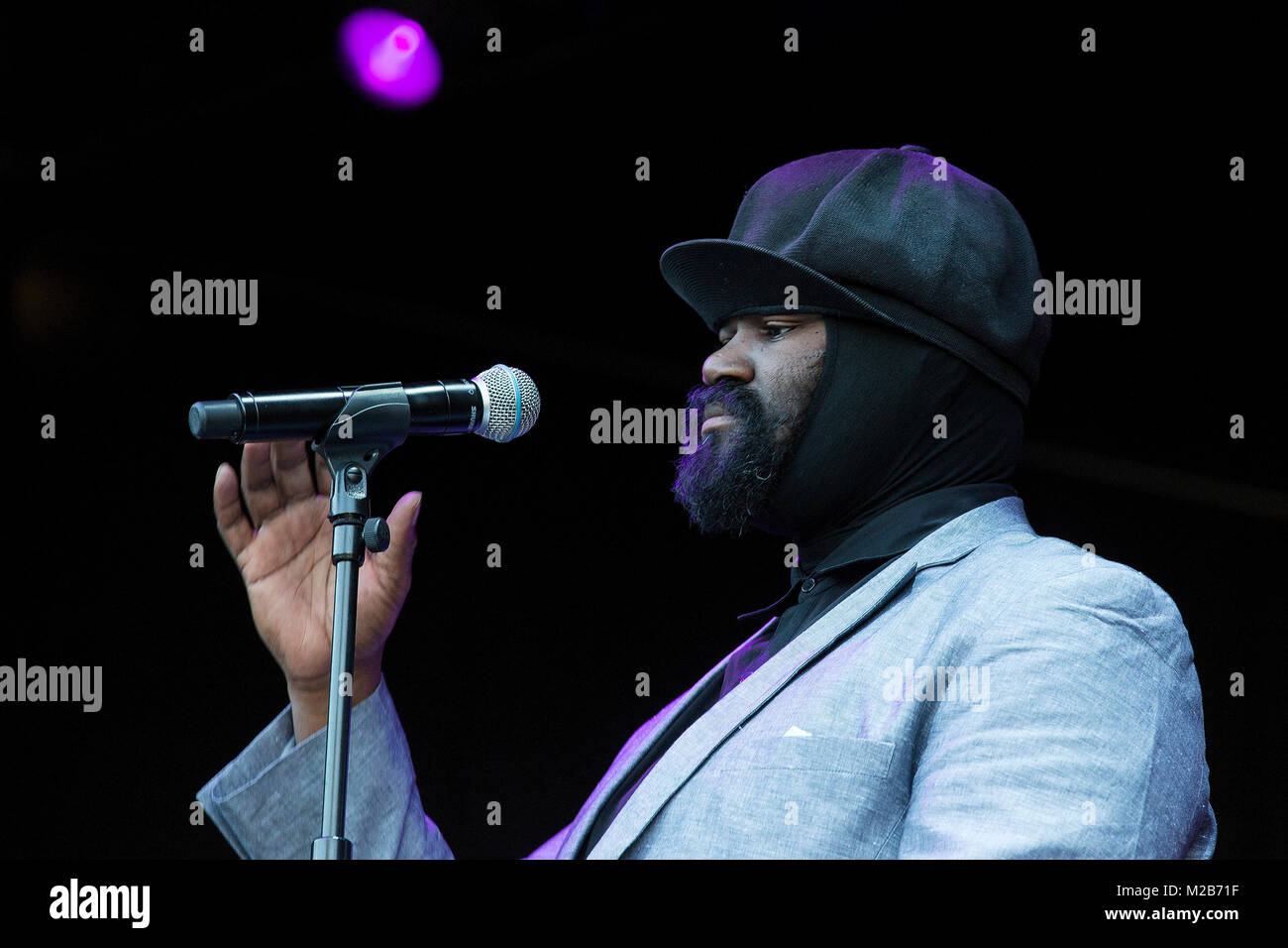 GREGORY PORTER & THE METROPOLE ORCHESTRA, Gregory PORTER, Saenger, USA, Jazz, Citadel Music Festival 2015, Auftritt, open air, 01.07.2015, Zitadelle, Spandau, Berlin, Deutschland < english> GREGORY PORTER & THE METROPOLE ORCHESTRA, Citadel Music Festival 2015, performing on July 01, 2015, at Zitadelle, Spandau, Berlin, Germany Stock Photo