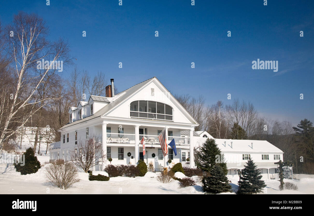Rabbit hill hi-res stock photography and images - Alamy