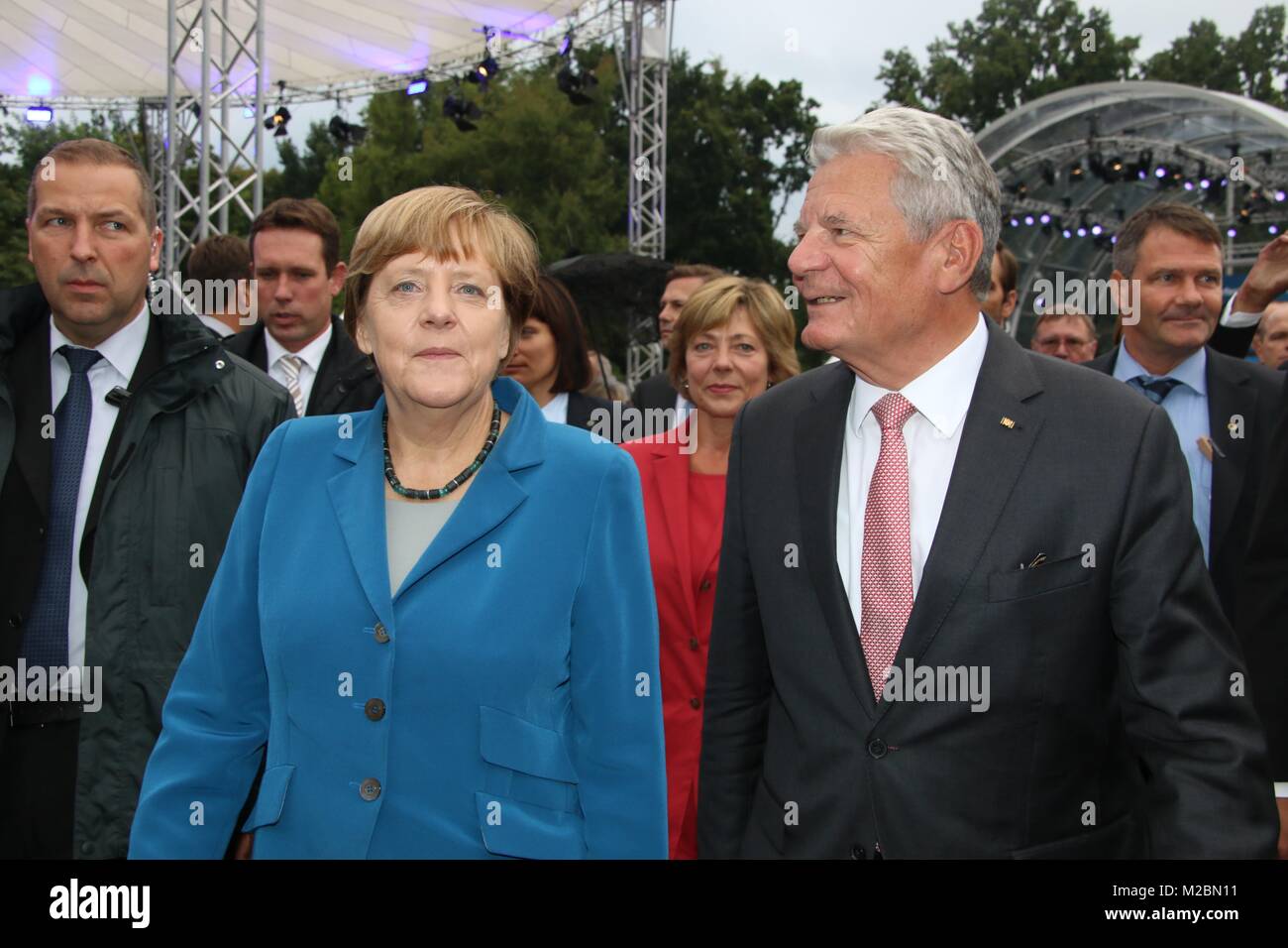 Bürgerfest des Bundespräsidenten am 11.09.2015 im Schloß Bellevue in Berlin: Bundeskanzlerin Angela Merkel; Bundespräsident Joachim Gauck Stock Photo