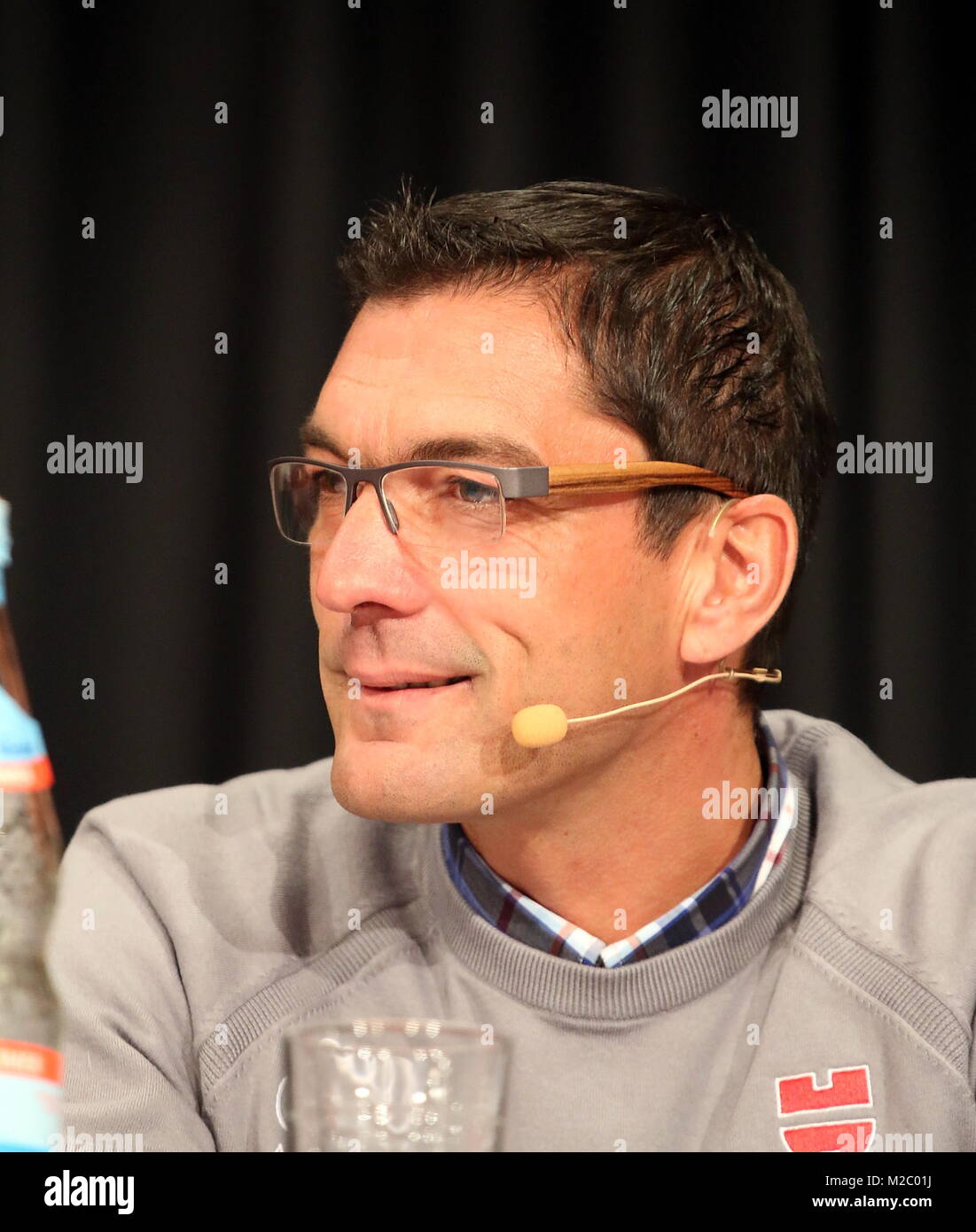 Bz podiumsdiskussion hires stock photography and images Alamy