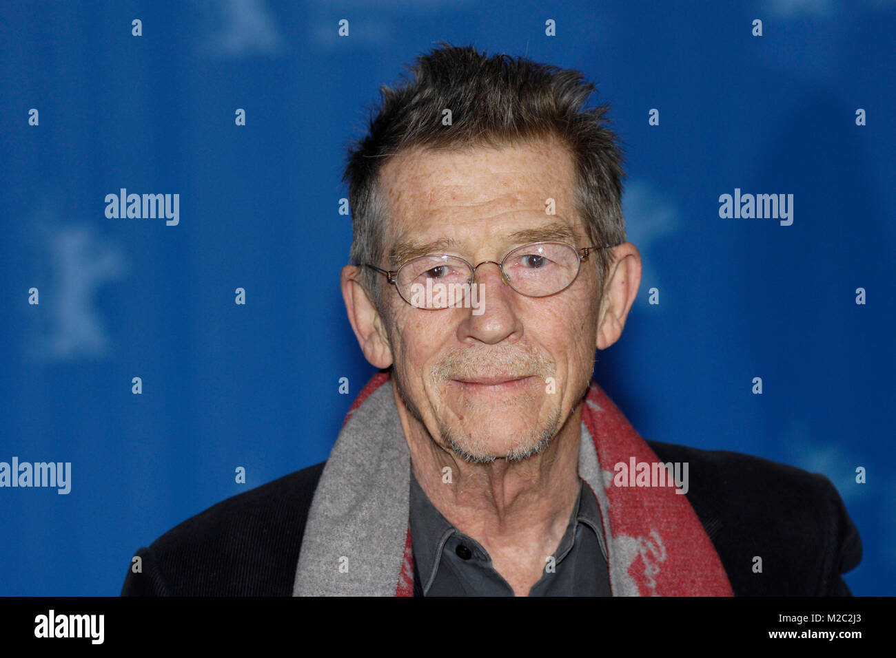 Der britische Schauspieler John Hurt beim Fotocall zum Film 'An englishman in New York' im Rahmen der 59. Berlinale am 11.02.2009 / Foto: niehaus Stock Photo