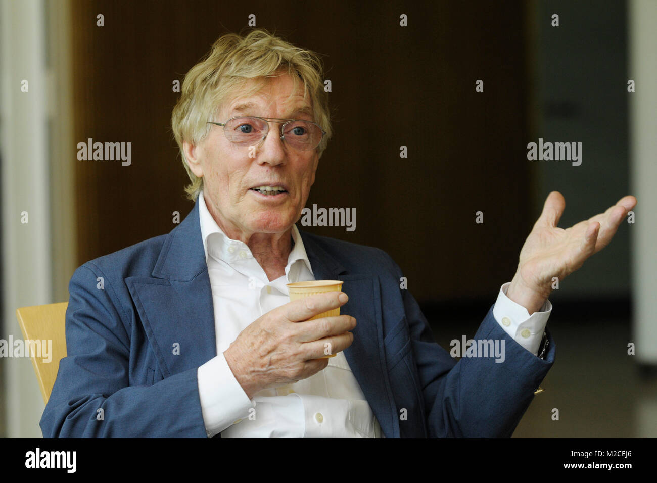 Der Saenger Komponist Und Arrangeur Hans Blum Aka Henry