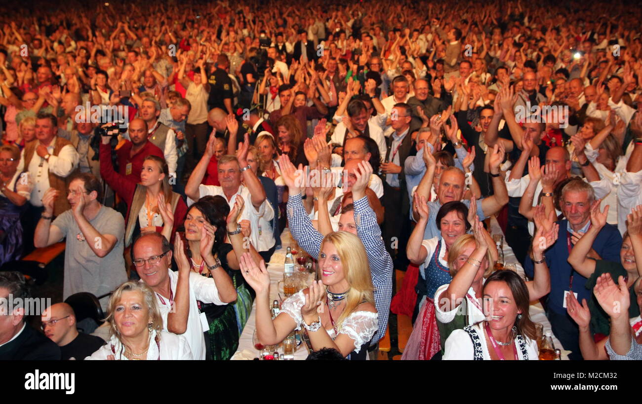Spatzenfest kastelruth hires stock photography and images Alamy