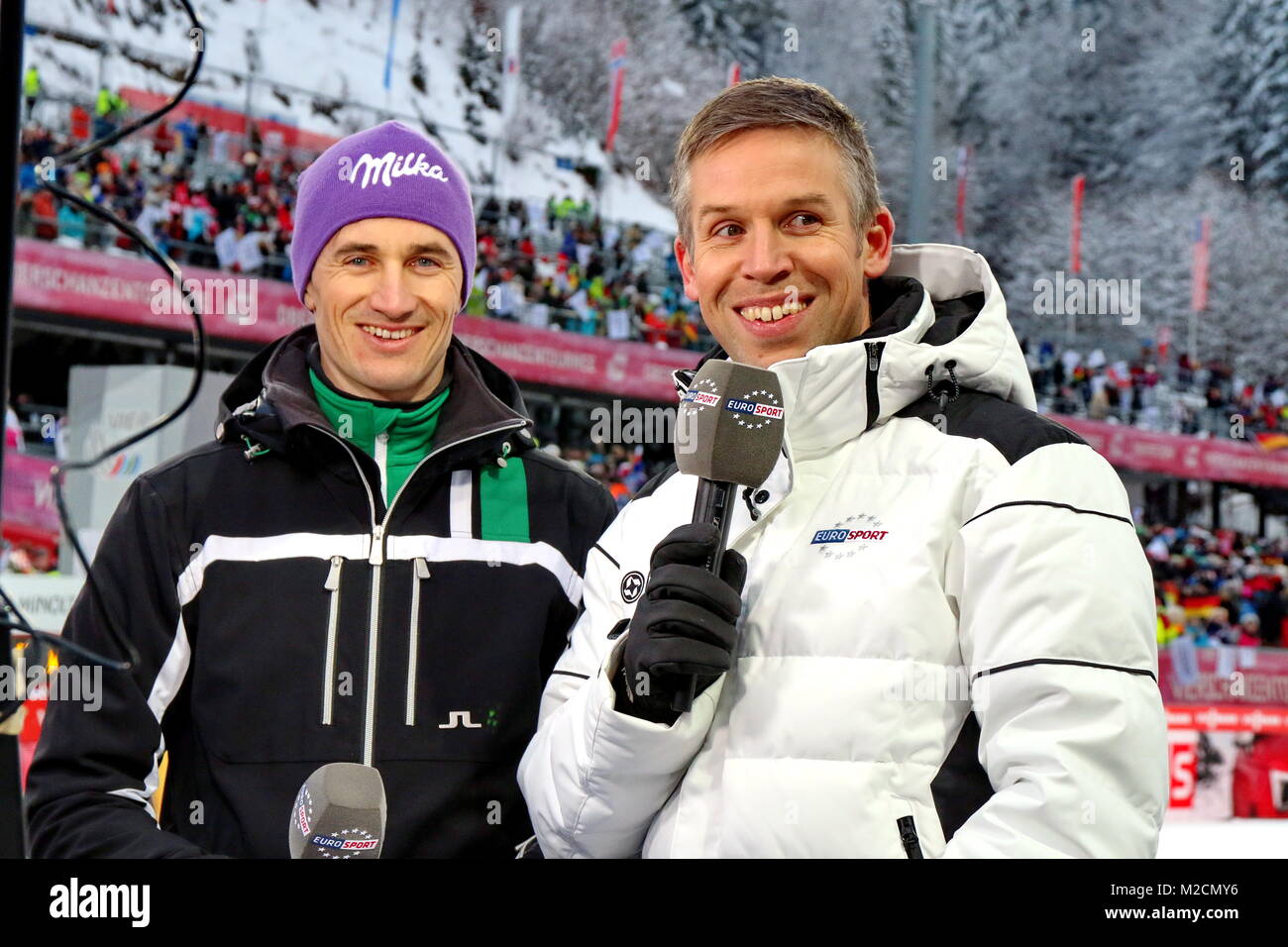 Martin SCHMITT, Skisprung Experte bei Europsport mit Moderator Sebastian TIFFERT. Qualfikation für 63. Vierschanzentournee Auftaktspringen Oberstdorf Stock Photo