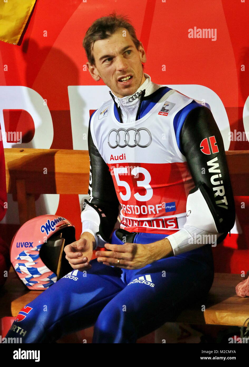 Michael NEUMAYER (SK Berchtesgaden) bei der Qualifikation für 63. Vierschanzentournee Auftaktspringen Oberstdorf Stock Photo