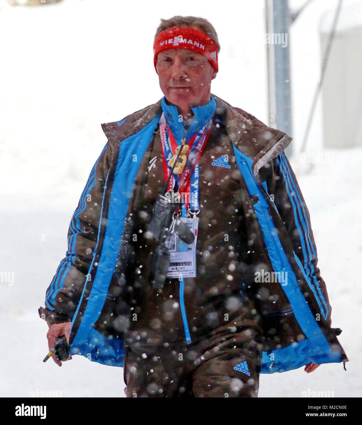 Walter Hofer, FIS Race-Direktor im Flockenwirbel von Oberstdorf - 1. Wettkampf der  63. Vierschanzentournee Auftaktspringen Oberstdorf Stock Photo