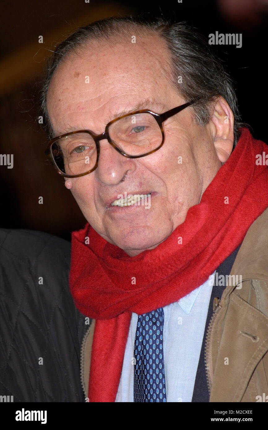 Regisseur Sidney Lumet ist tot. Er starb  starb 86-jährig am 9. April 2011 in Manhattan, New York, an Lymphdrüsenkrebs. Hier ist er bei der Premiere des Filmes 'Find me guilty' im Rahmen der 56. Berlinale am 17.02.2006 Stock Photo