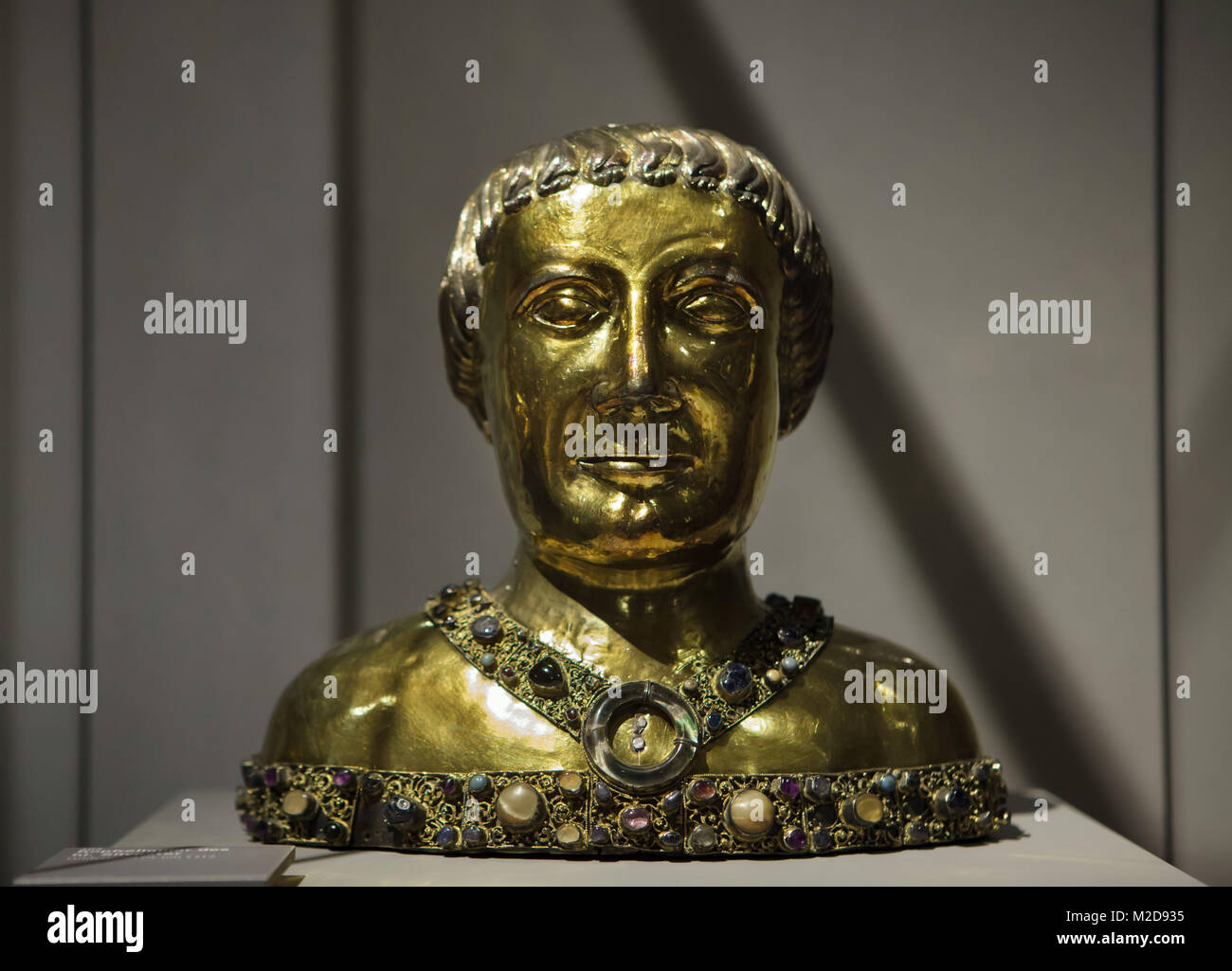 Head reliquary of Saint Sylvester (ca. 1312) on display in the Cathedral Museum (Dom-Museum) in Hildesheim in Lower Saxony, Germany. Stock Photo