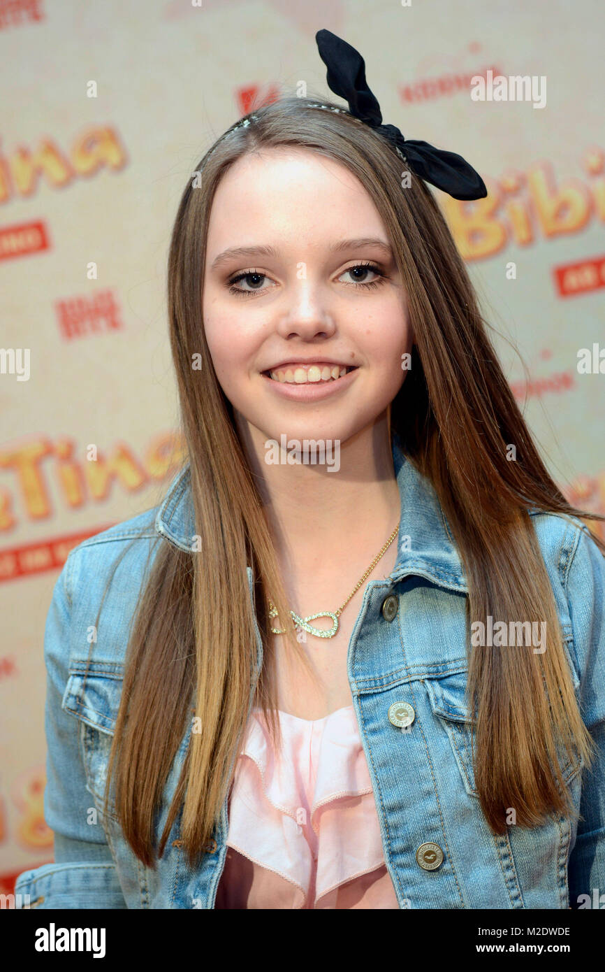 Larissa Strahl Larissa Strahl
