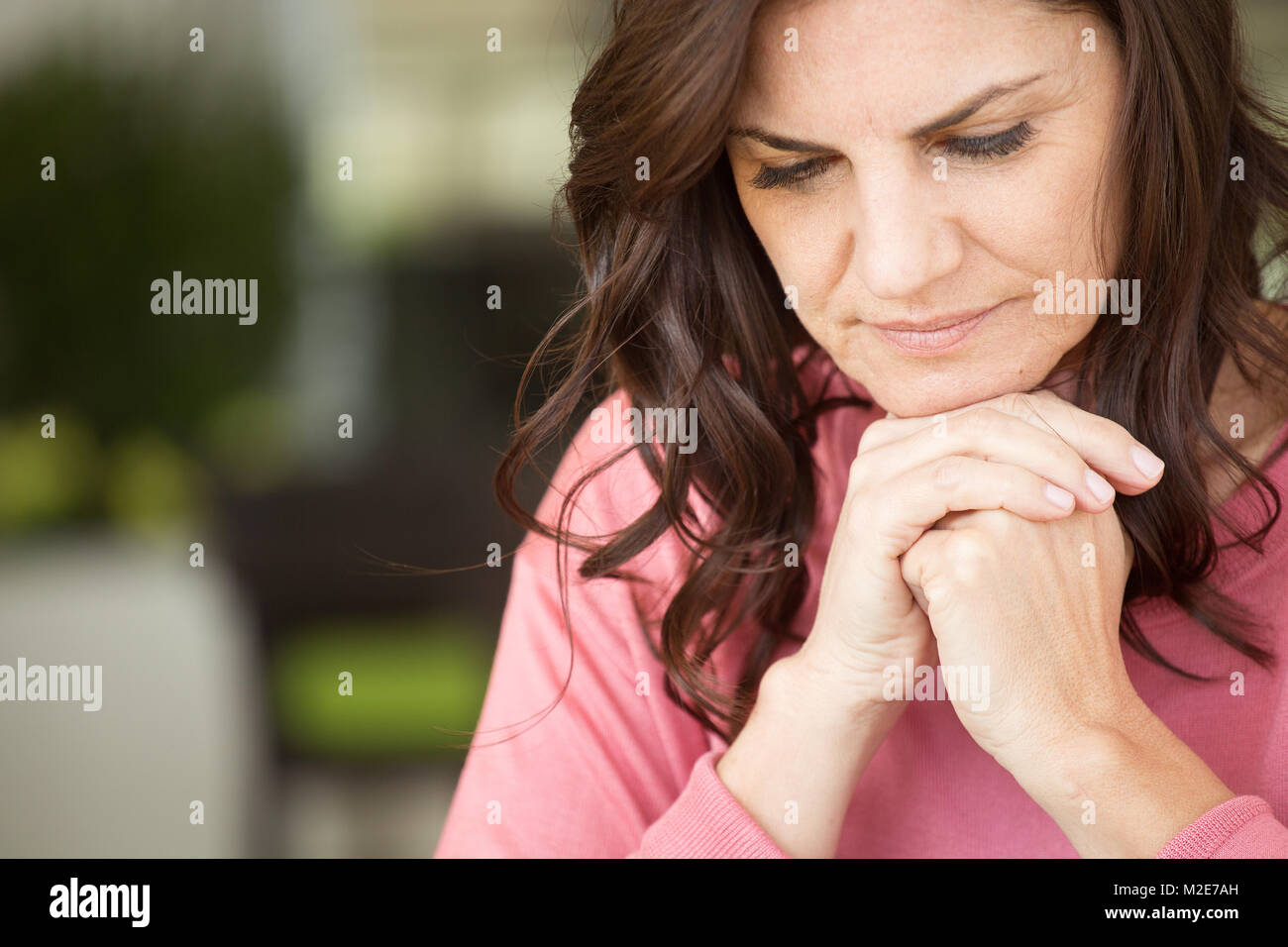 Middle age woman hi-res stock photography and images - Alamy