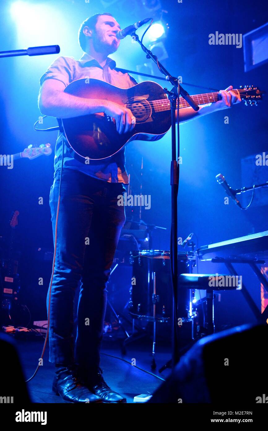 James Vincent McMorrow live im Knust Stock Photo Alamy