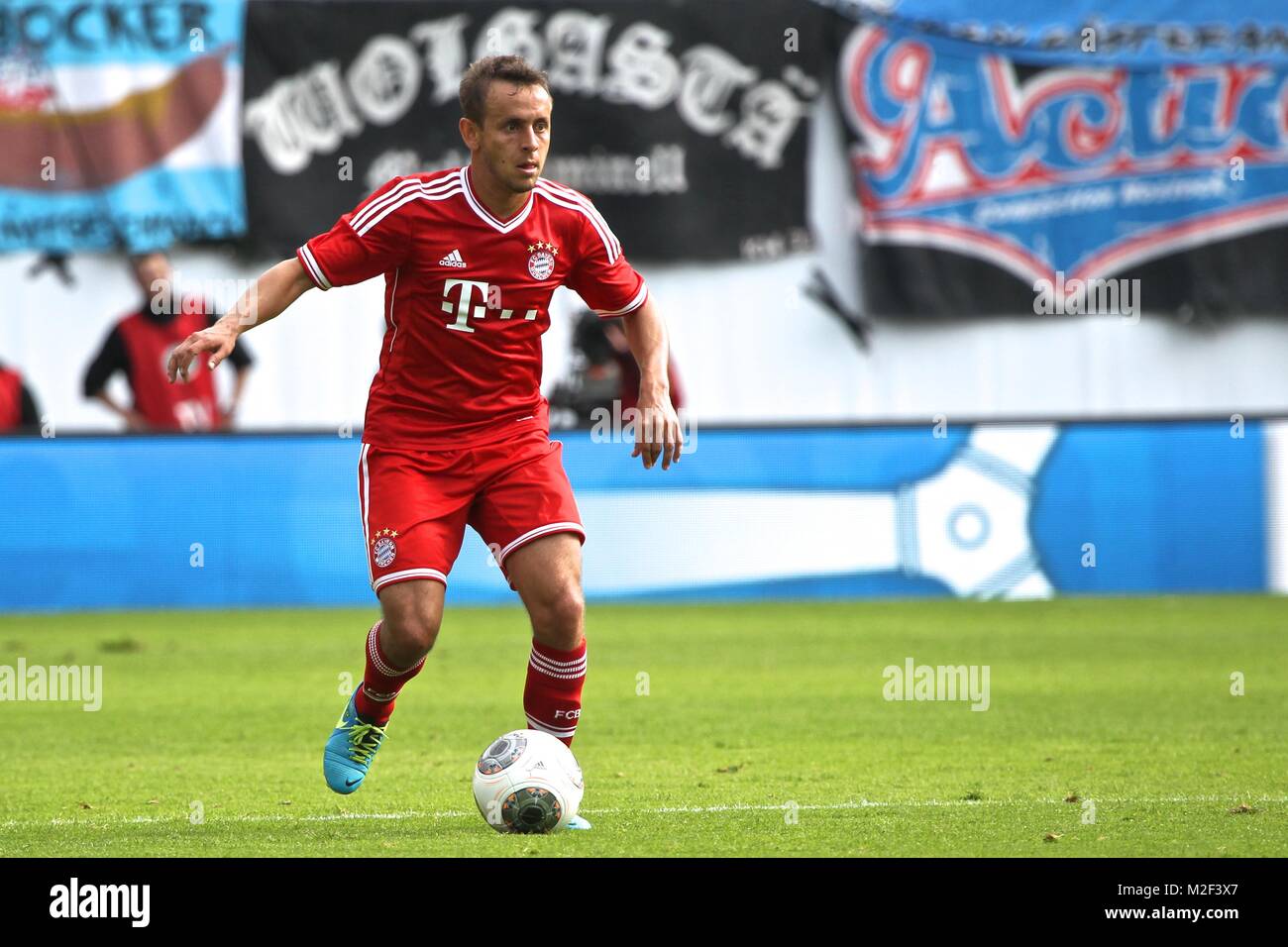 Benefizspiel des FC Bayern beim FC Hansa Rostock. Der Triple-Gewinner verzichtet auf sämtliche Einnahmen zugunsten des FC Hansa Stock Photo