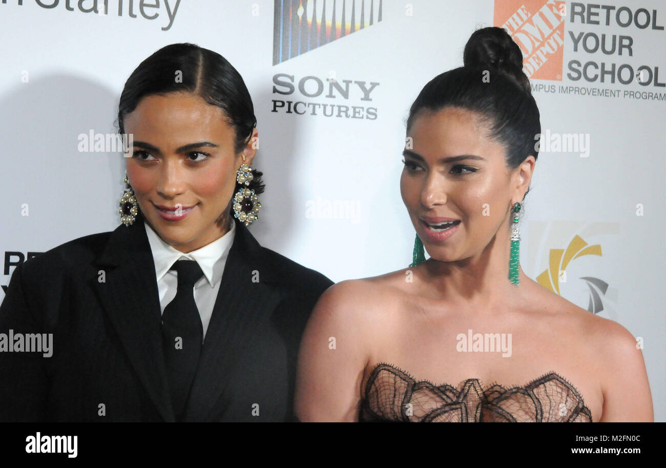 Los Angeles, California, USA. 7th February, 2018. (LR) Actresses Paula