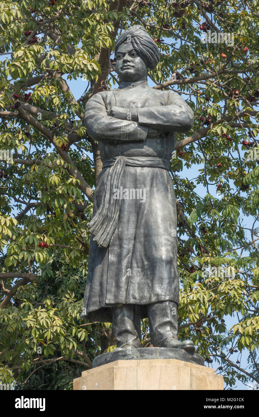 India, Maharashtra, Mumbai, Swami Vivekananda statue Stock Photo Alamy