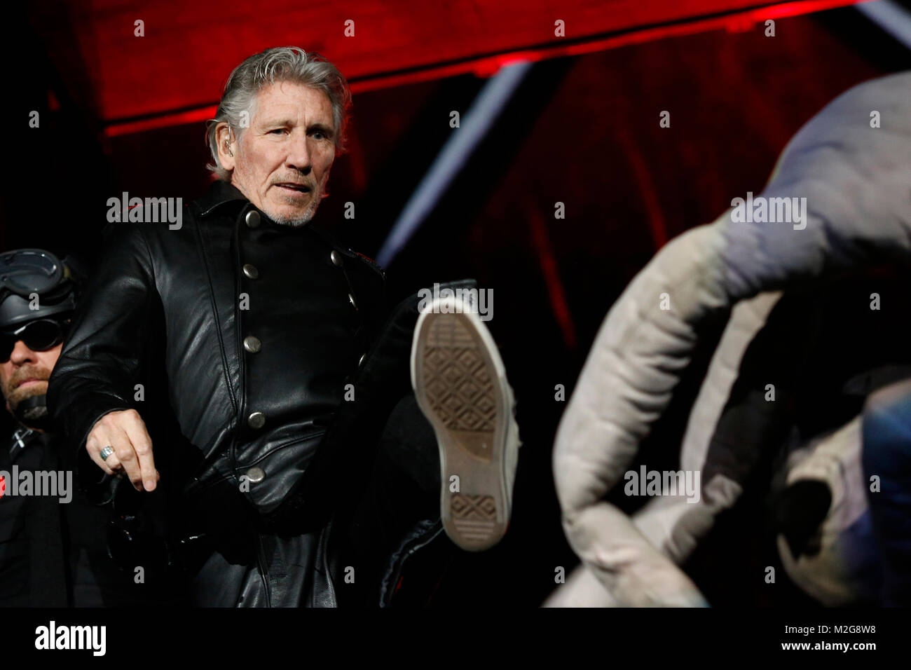 Der Pink Floyd-Bassist und Sänger Roger Waters ist am Freitag Abend (09.08.2013) mit seiner The Wall-Tour zu Gast in der Commerzbank-Arena. +++ 3S PHOTO / Foto: Sven-Sebastian Sajak Stock Photo