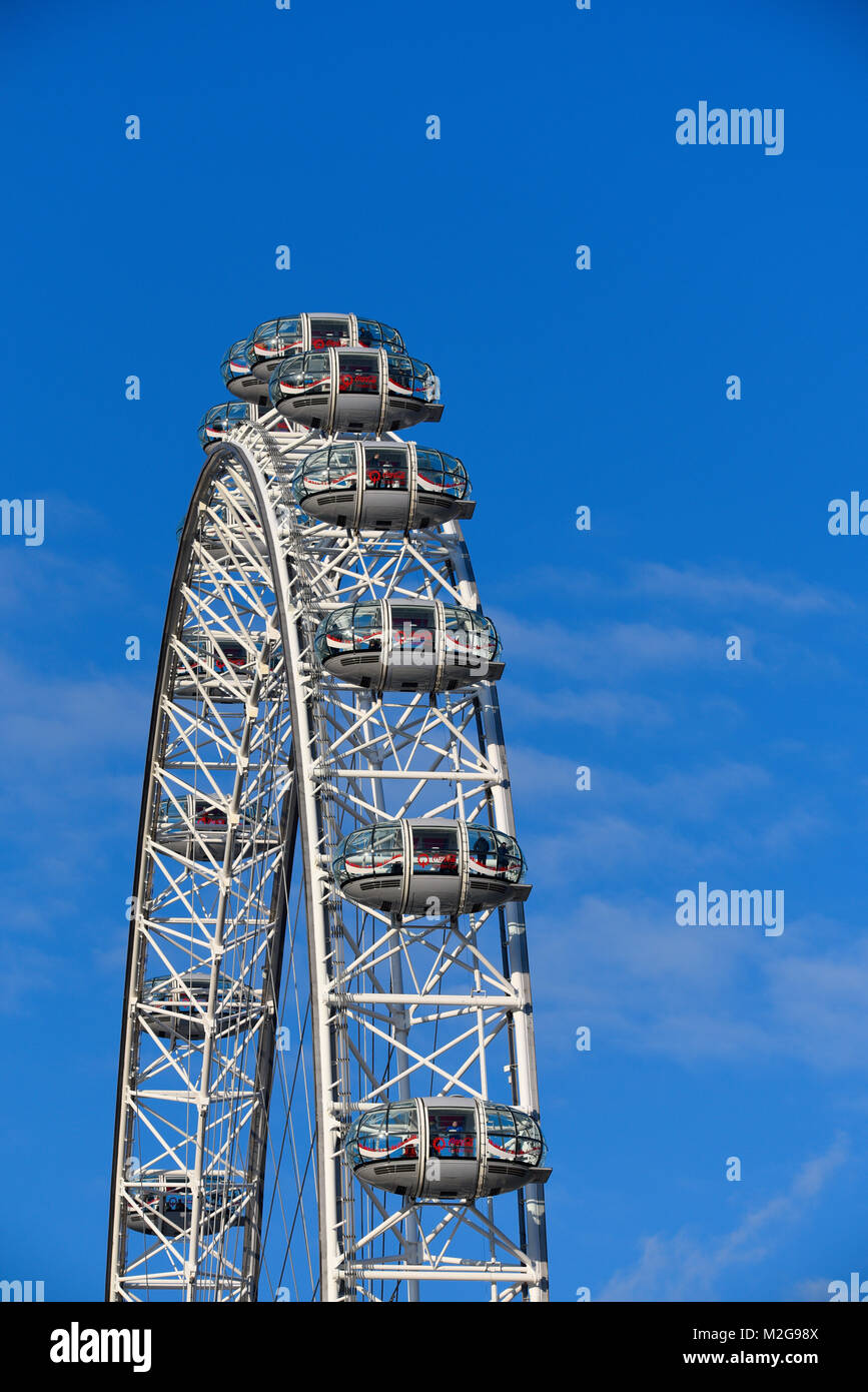 London eye gondola hi-res stock photography and images - Alamy