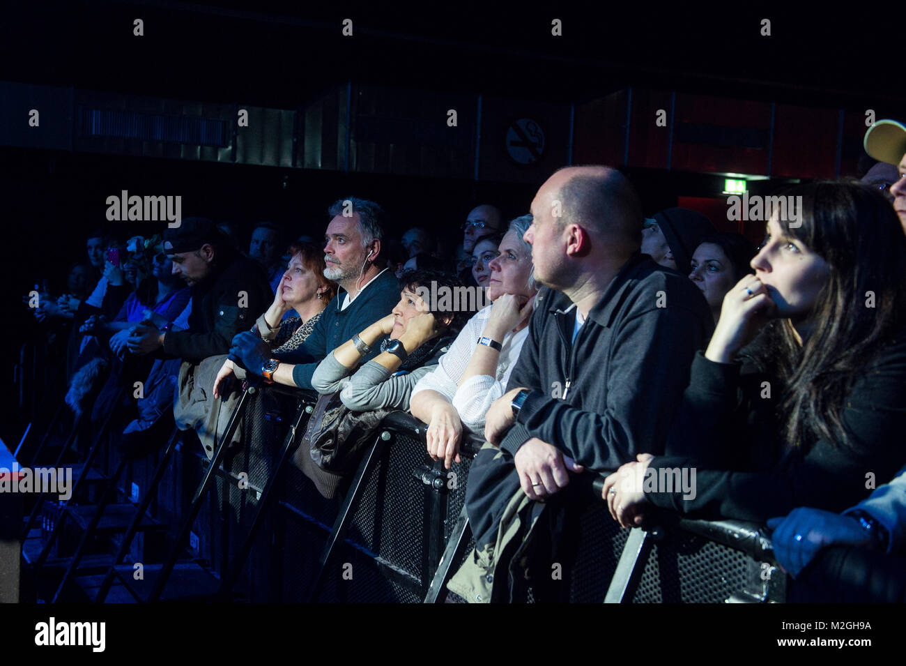 Der Singer-Songwriter Alex Diehl spielt als Support-Act beim Konzert von Laith al-Deen in der Frankfurter Batschkapp. +++ 3S PHOTO / Foto: Sven-Sebastian Sajak Stock Photo
