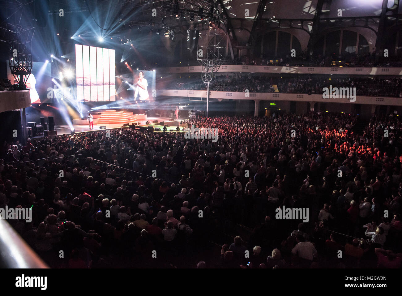 Festhalle Frankfurt High Resolution Stock Photography And Images Alamy