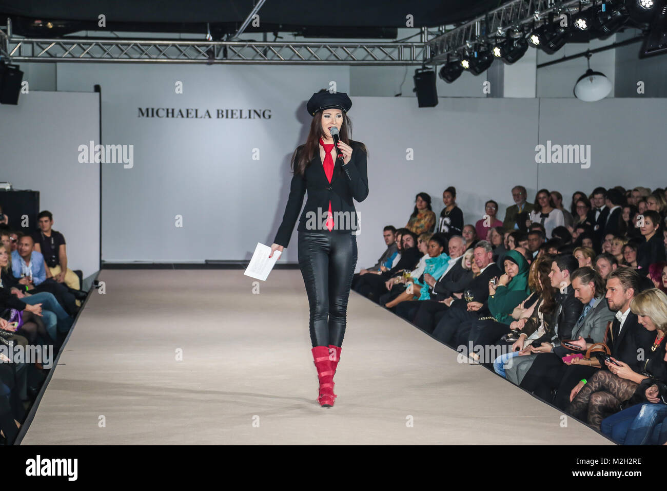 Diana Richter moderiert, Fashionweek 2014 - Runwayshow von Michaela Bieling.Credit Tamara Bieber Stock Photo