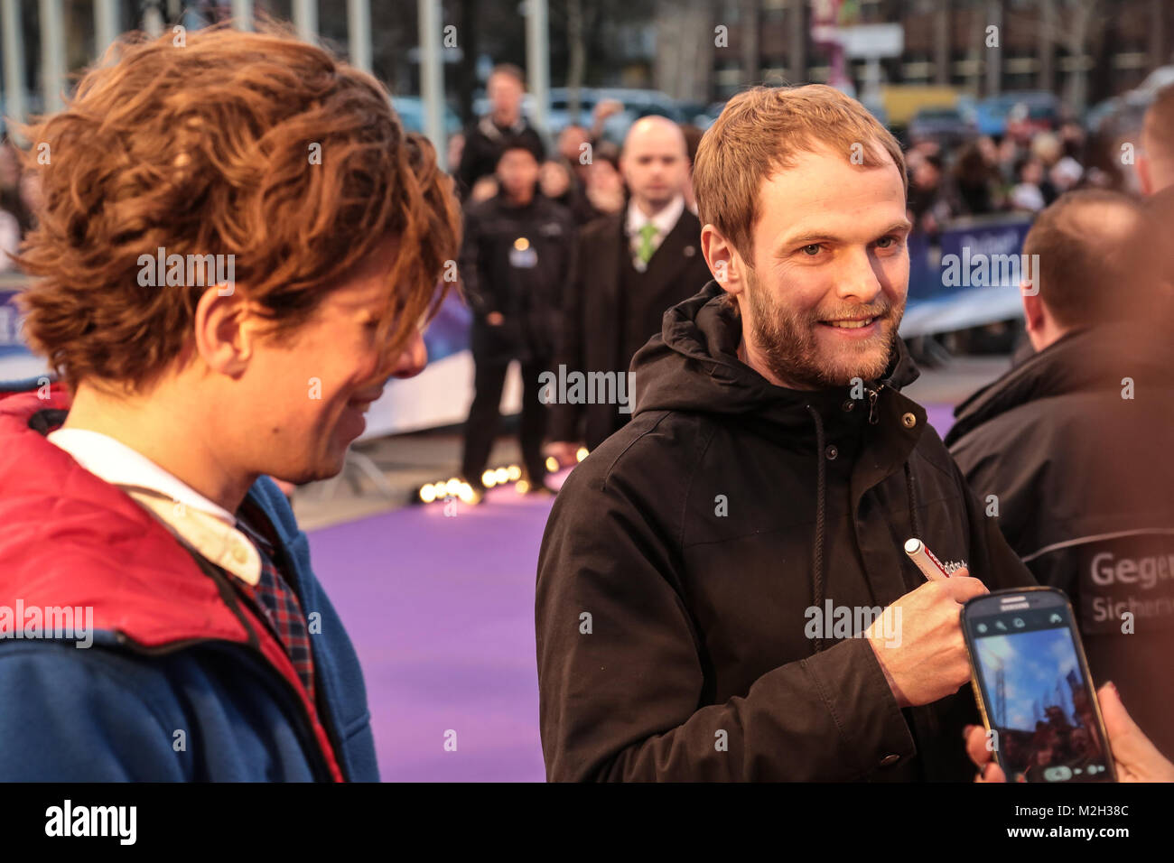 Sportfreunde Stiller bei der Ankunft zu der Echo - Verleihung 2014 in Berlin am 27.03.2014.Credit Tamara Bieber Stock Photo