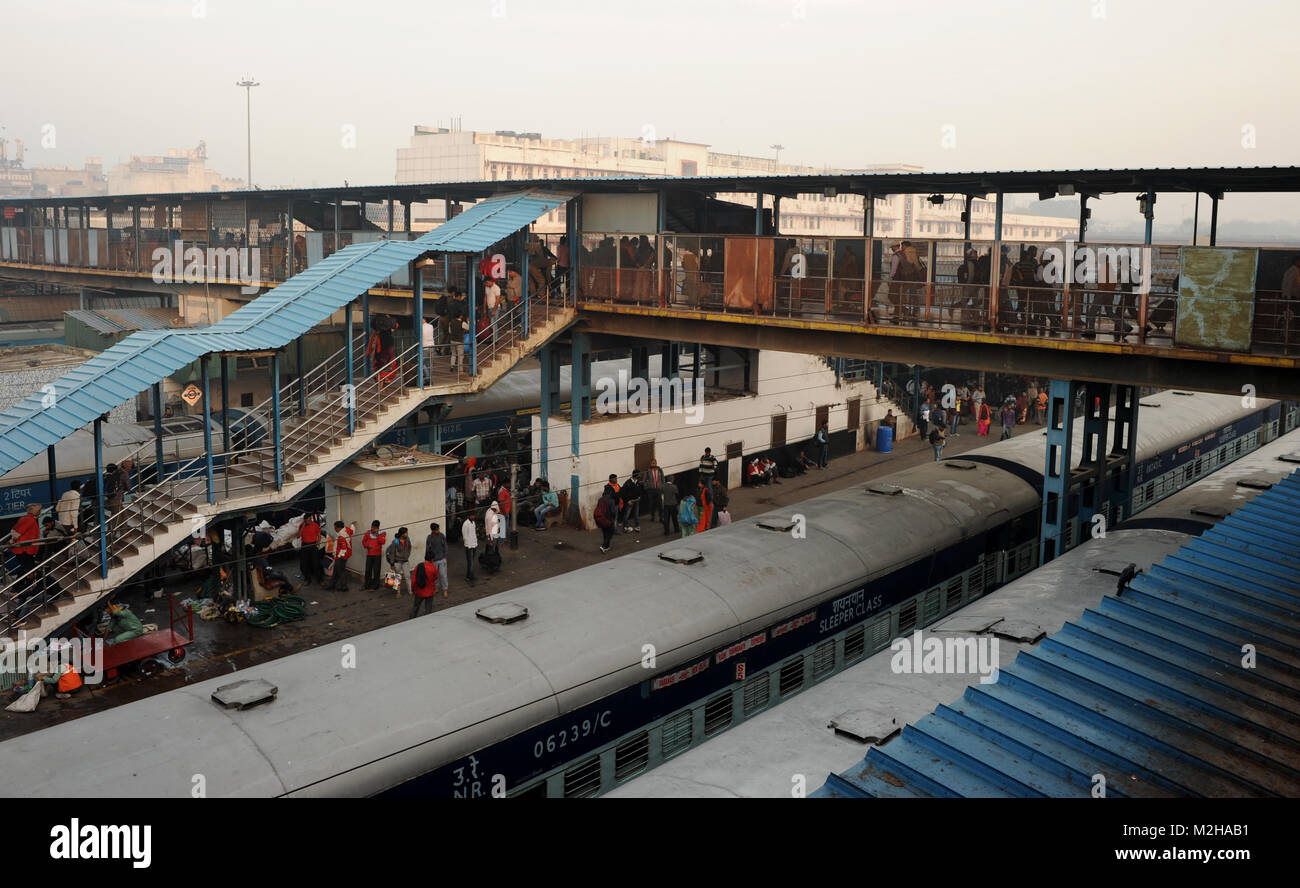 Passengers Delhi Hi res Stock Photography And Images Alamy passengers-delhi-hi-res-stock-photography-and-images-alamy